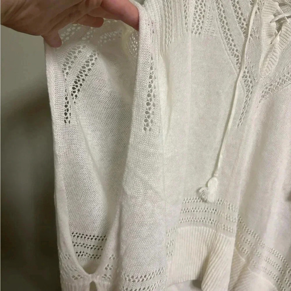 Aerie Women's Cream Ivory Poncho Sweater  One Size Classic Neutral Timeless - Picture 3 of 7